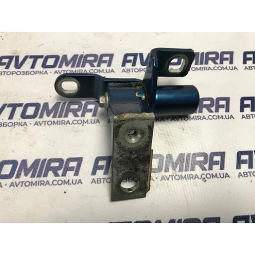 Петля дверки передньої лівої верхня Ford Mondeo 4 2007-2014 6M21U22805AE
